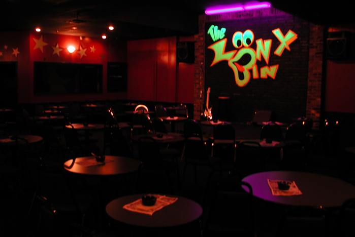 Looney bin little rock ar
